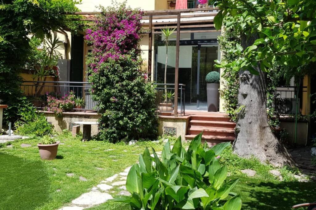 Апартаменты La Casa Con Piscina Riscaldata Interna Anna Luxury Garden Пиза Экстерьер фото
