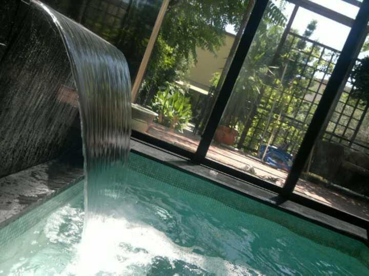 Апартаменты La Casa Con Piscina Riscaldata Interna Anna Luxury Garden Пиза Экстерьер фото